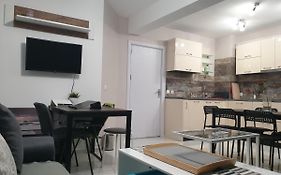 New The Twins Varna Two-Bedroom, Apt 5 At 15 Tsani Ginchev Street, Floor 3