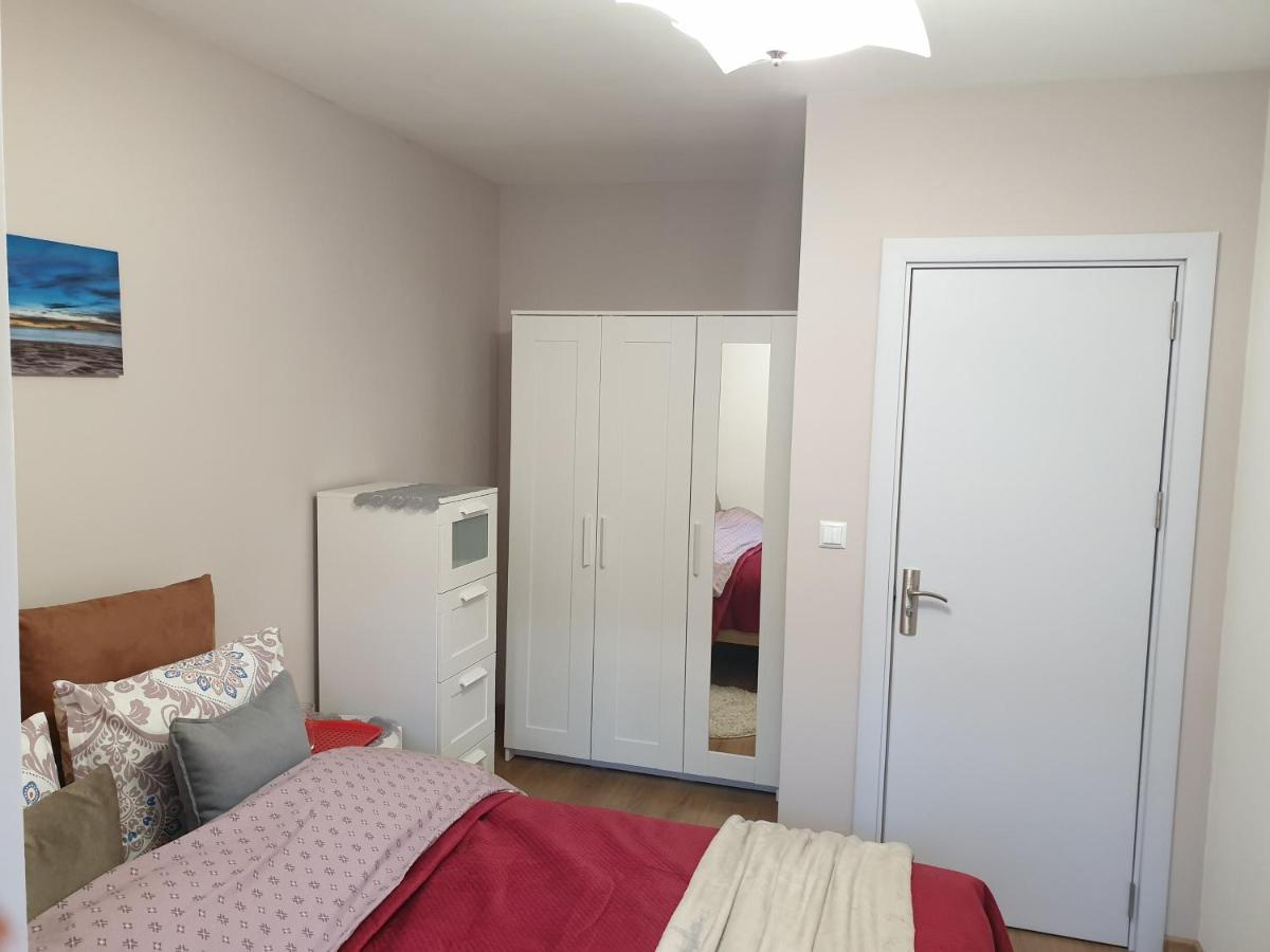 New The Twins Varna Two-Bedroom, Apt 5 At 15 Tsani Ginchev Street, Floor 3 Екстериор снимка