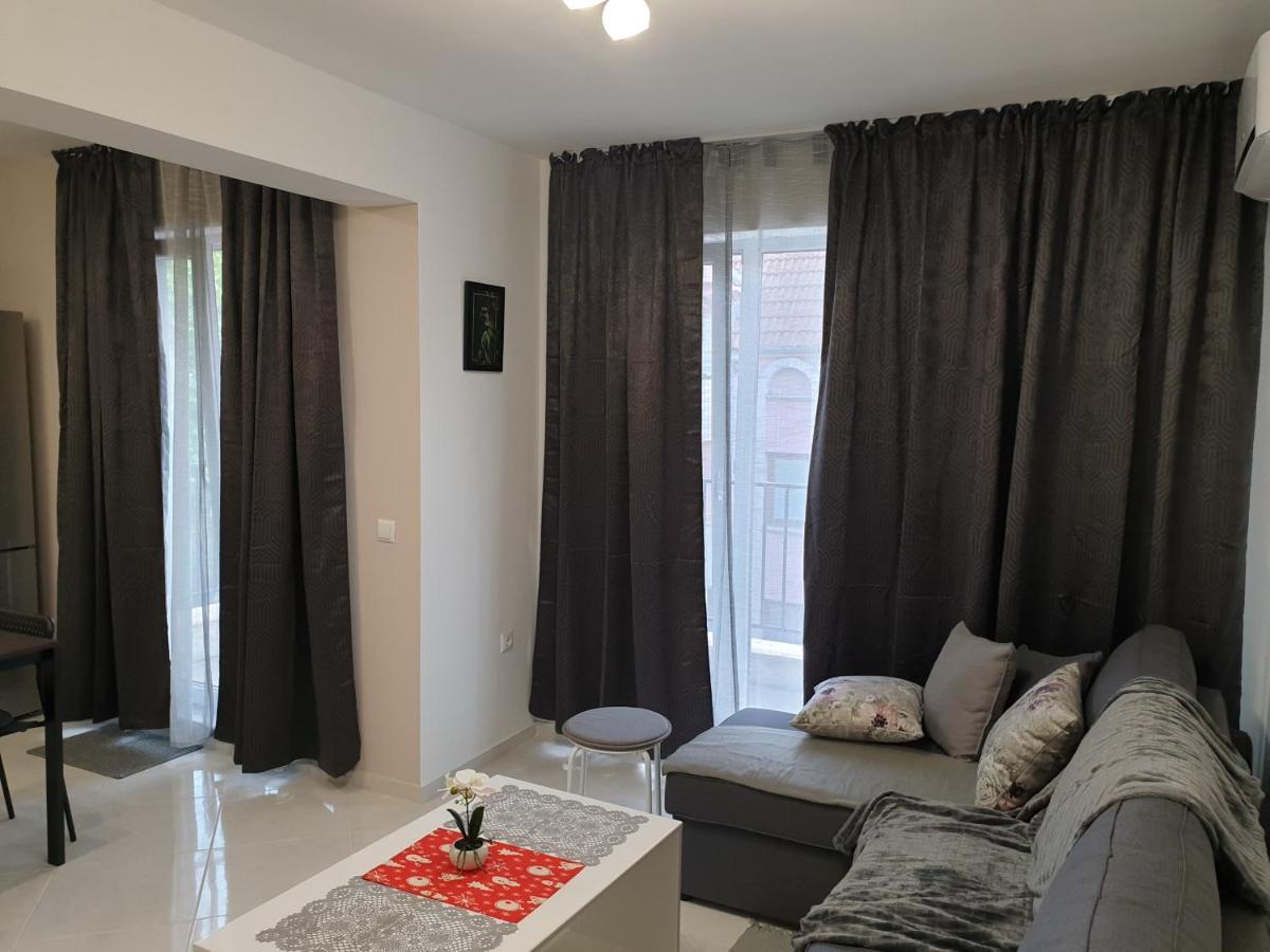 New The Twins Varna Two-Bedroom, Apt 5 At 15 Tsani Ginchev Street, Floor 3 Екстериор снимка