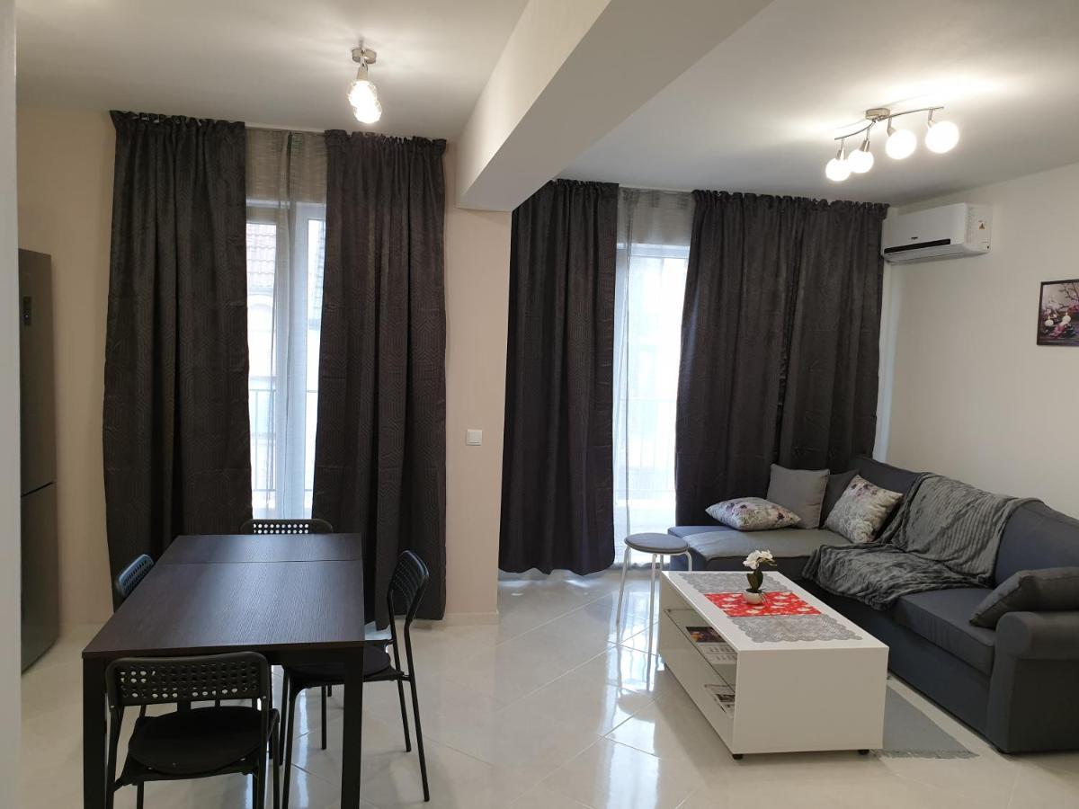 New The Twins Varna Two-Bedroom, Apt 5 At 15 Tsani Ginchev Street, Floor 3 Екстериор снимка