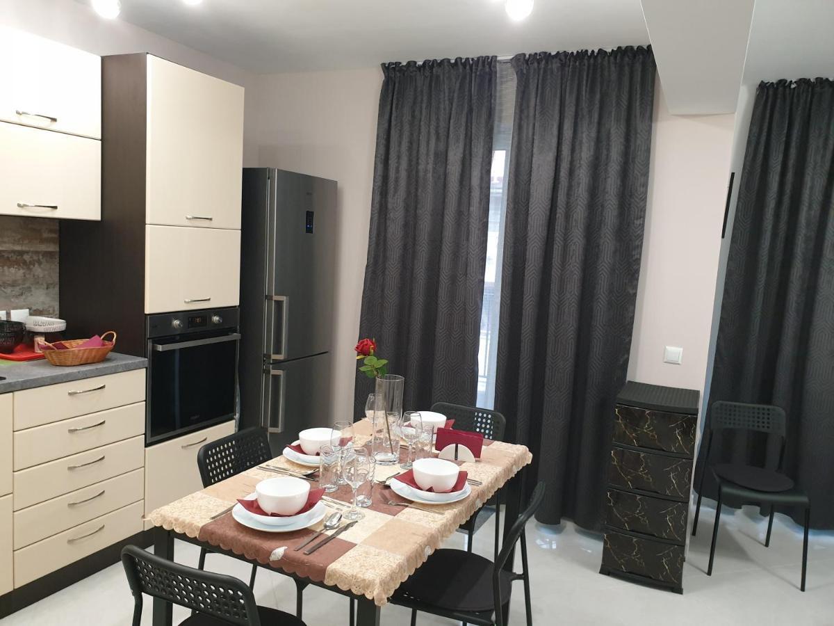 New The Twins Varna Two-Bedroom, Apt 5 At 15 Tsani Ginchev Street, Floor 3 Екстериор снимка