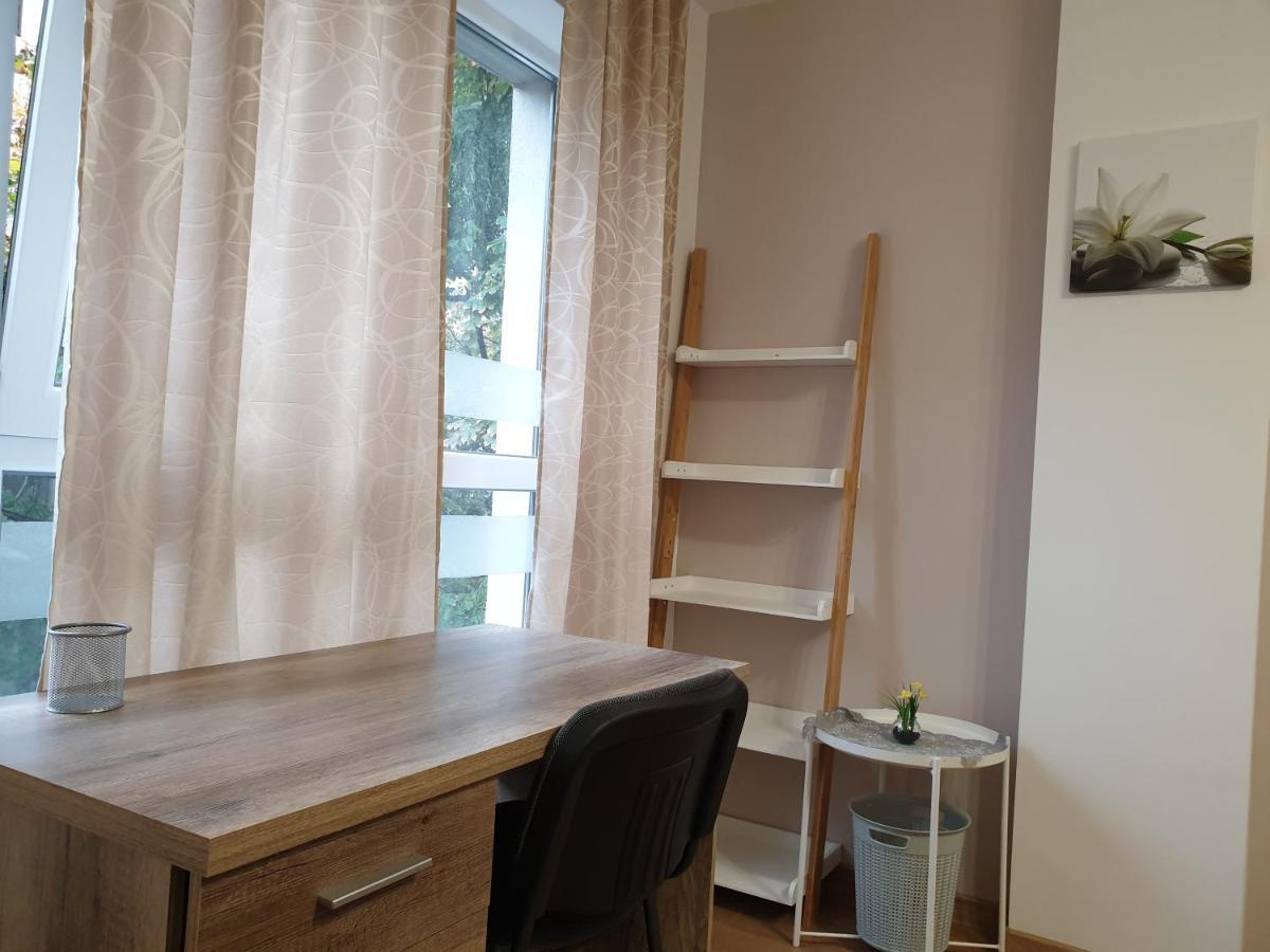 New The Twins Varna Two-Bedroom, Apt 5 At 15 Tsani Ginchev Street, Floor 3 Екстериор снимка