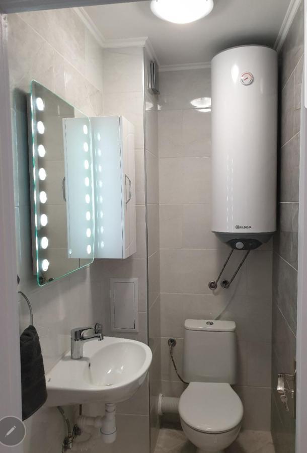 New The Twins Varna Two-Bedroom, Apt 5 At 15 Tsani Ginchev Street, Floor 3 Екстериор снимка