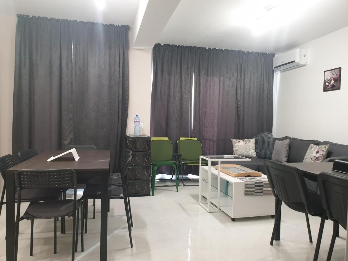 New The Twins Varna Two-Bedroom, Apt 5 At 15 Tsani Ginchev Street, Floor 3 Екстериор снимка