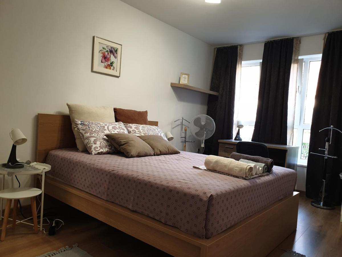 New The Twins Varna Two-Bedroom, Apt 5 At 15 Tsani Ginchev Street, Floor 3 Екстериор снимка